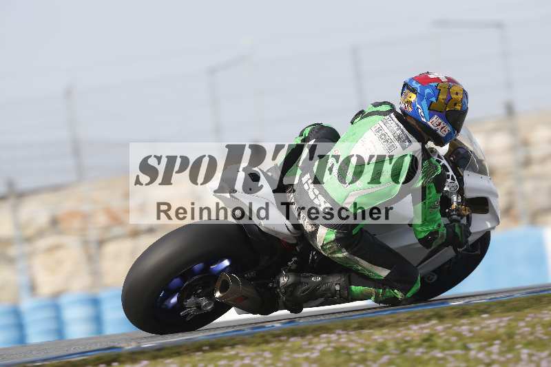 /Archiv-2024/02 29.01.-02.02.2024 Moto Center Thun Jerez/Gruppe schwarz-black/backside